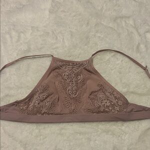 Chic Lace Bandeau in Taupe